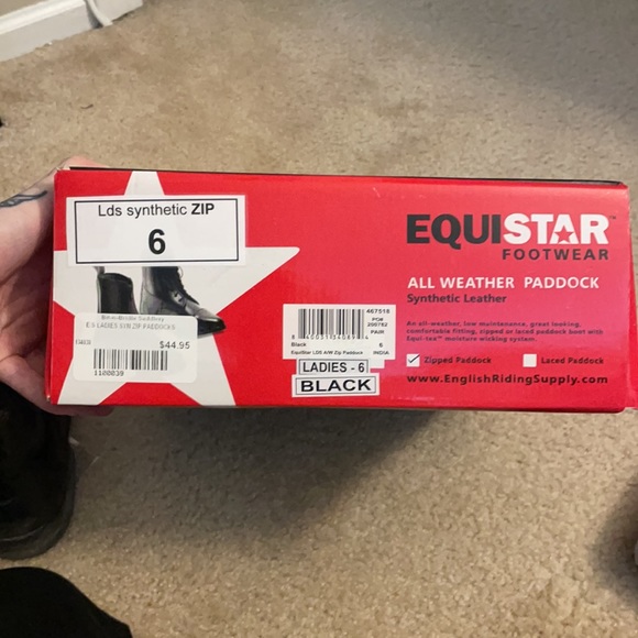 Lightly used riding boots size 6 - Picture 4 of 4